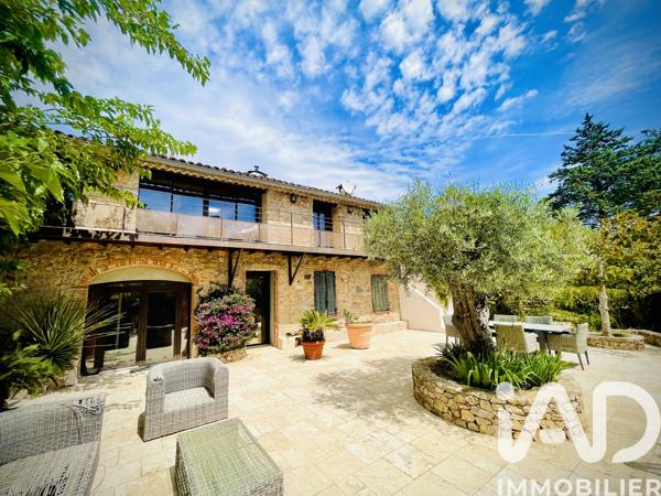 Maison à vendre 14 pièces 546,39 m² Grimaud