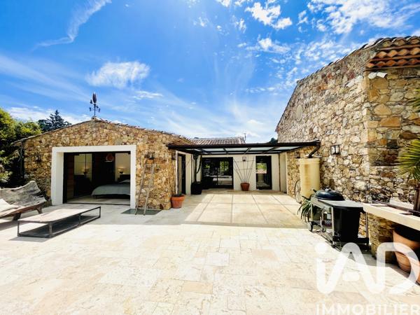 Maison à vendre 14 pièces 546,39 m² Grimaud