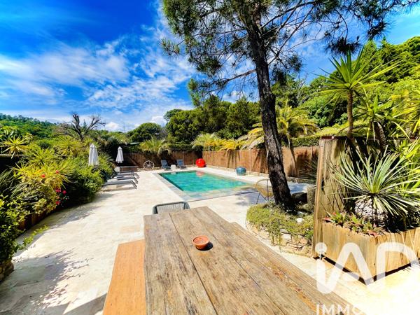 Maison à vendre 14 pièces 546,39 m² Grimaud