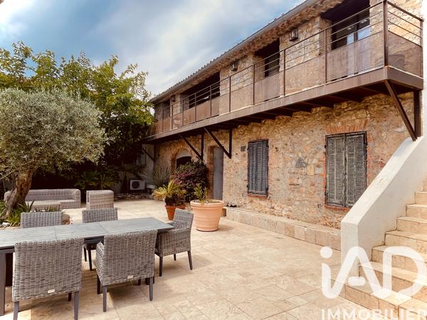 Maison à vendre 14 pièces 546,39 m² Grimaud