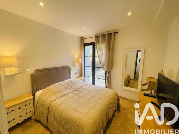 Maison à vendre 14 pièces 546,39 m² Grimaud