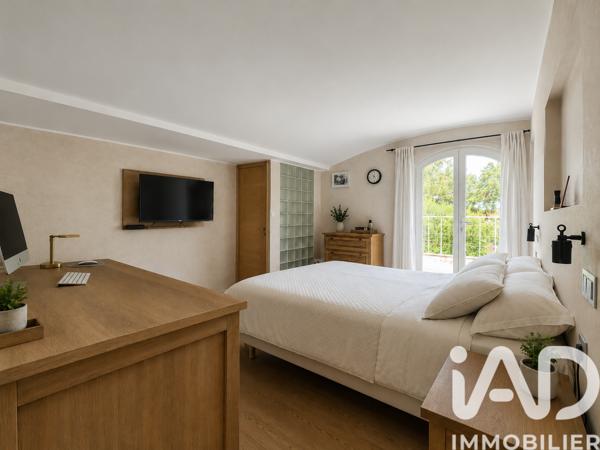 Maison à vendre 7 pièces 205 m² Cogolin