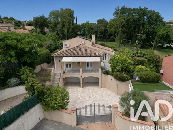 Maison à vendre 7 pièces 205 m² Cogolin
