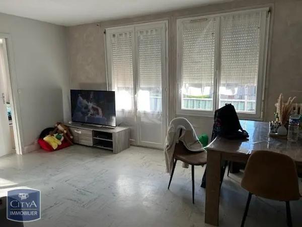 Appartement à louer 4 pièces 73.39m²