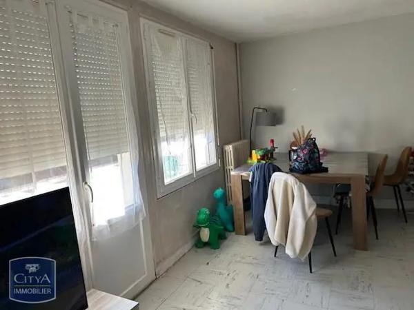 Appartement à louer 4 pièces 73.39m²