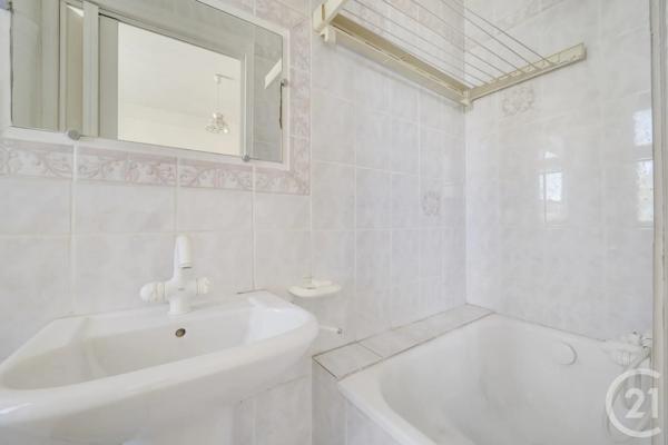 Appartement F2 à vendre  2 pièces - 47,23 m 2   ISSY LES MOULINEAUX  - 92