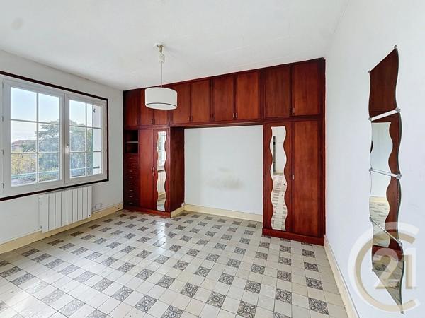 Appartement F2 à vendre  2 pièces - 38,59 m 2   CHOISY LE ROI  - 94
