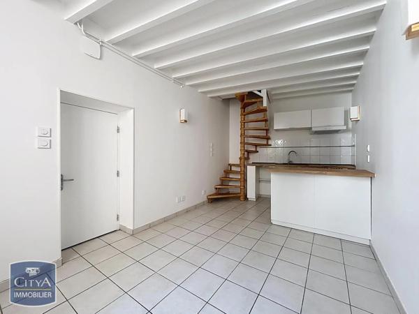 Appartement à louer 2 pièces 25.02m² Lyon (69004)