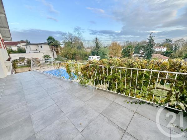 Maison à vendre  6 pièces - 245 m2 BILLERE - 64