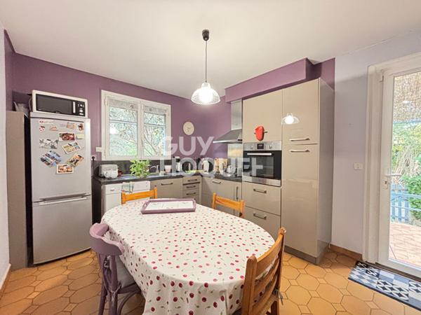 Maison à vendre à Canohès - 4 pièces avec jardin et grand garage