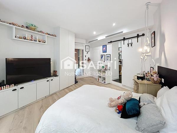 APPARTEMENT D'EXCEPTION AVEC JARDIN PRIVATIF