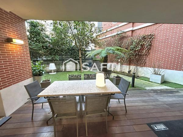 APPARTEMENT D'EXCEPTION AVEC JARDIN PRIVATIF