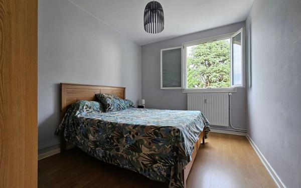 Appartement à vendre    3 pièces • 75,81 m2 Saint-Étienne