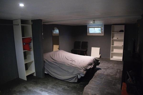 Maison individuelle de plain-pied 83 m2 - 3 chambres- 450 m2 Terrain-sous-sol total- 78270 Bonnières-sur-Seine