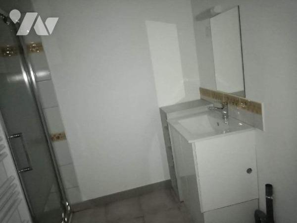 NOUVEAUTE étude TRENTE CINQ NOTAIRES !! Au c?ur du centre bourg de la commune de RENAC, venez d...