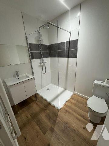 NOUVEAUTE étude TRENTE CINQ NOTAIRES !! Au c?ur du centre bourg de la commune de RENAC, venez d...