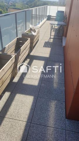 Magnifique attique 3 pièces de 2015 sans travaux