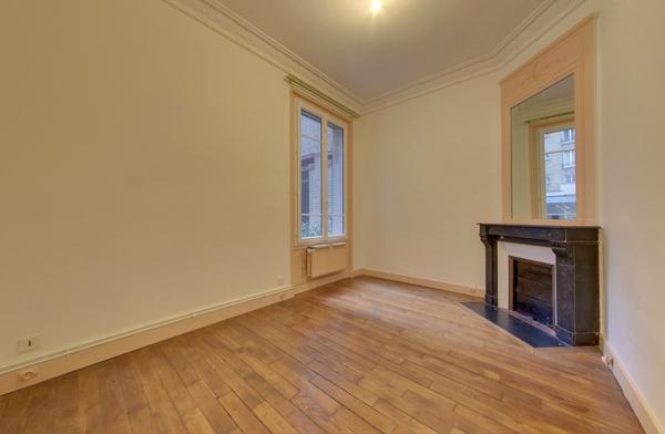 Appartement Paris 2 pièce(s) 46.51 m2