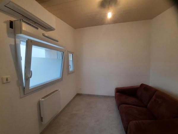 Maisonnette de type 2 avec parking et cellier