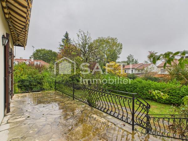 A vendre à Mérignac, maison de 119 m2 - 3 chambres et grand sous-sol