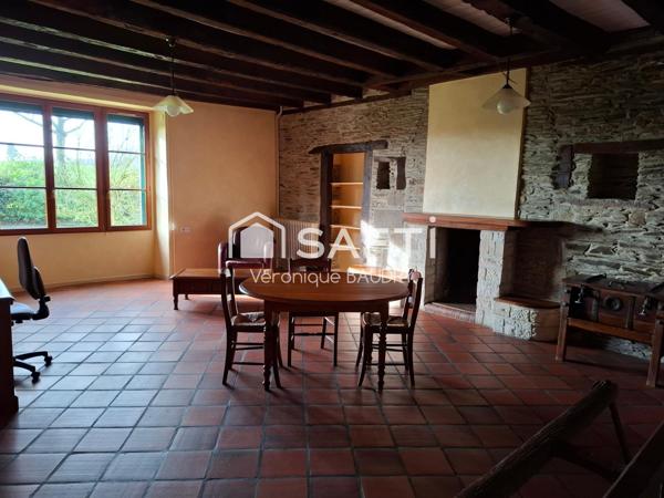 Longère 200m² env 5000m² env dépendances Terrain