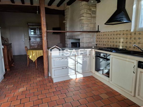 Longère 200m² env 5000m² env dépendances Terrain