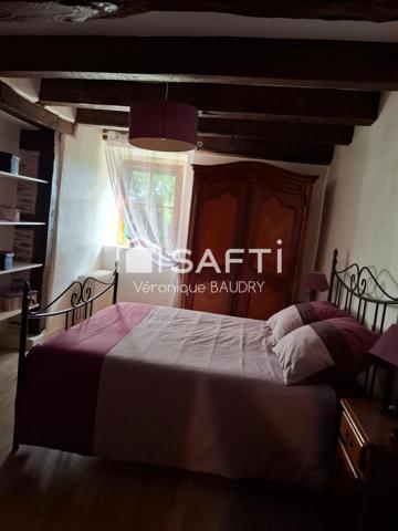 Longère 200m² env 5000m² env dépendances Terrain