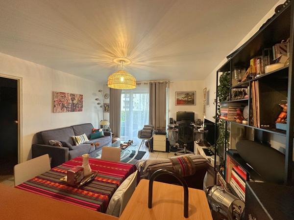 2P 40 m2 secteur Mairie Maisons-Alfort terrasse parking cave