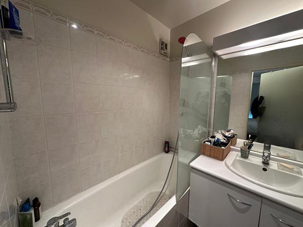 2P 40 m2 secteur Mairie Maisons-Alfort terrasse parking cave