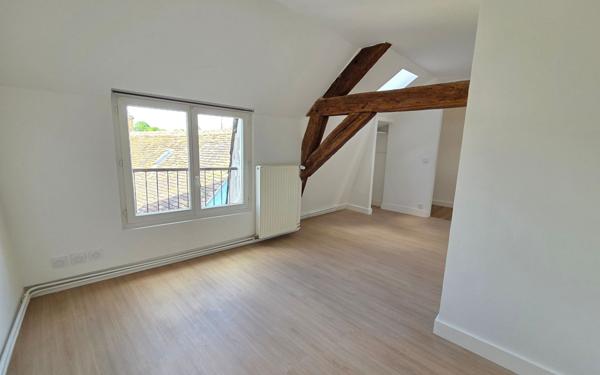 Appartement à louer    4 pièces • 85,88 m2 Arpajon