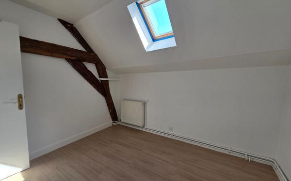 Appartement à louer    4 pièces • 85,88 m2 Arpajon