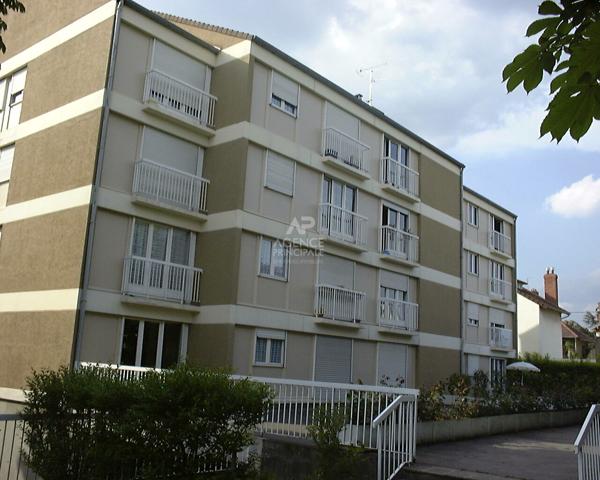 Appartement Maisons Laffitte 1 pièce(s) 19.53 m2 125 000 € **  - Référence  4722