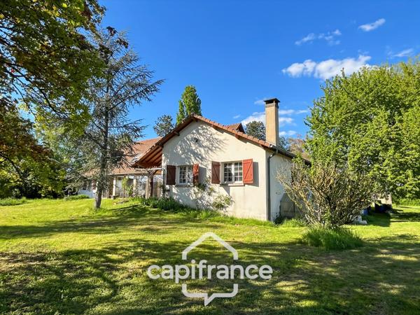 Maison familiale de caractère de 225 m² avec dépendances sur terrain de 6716 m² à CHALON SUR SAONE (71)