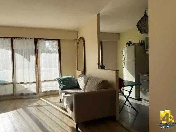 COMPIEGNE APPART 2 P BALCON PARK CAVE