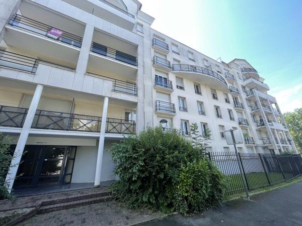 Appartement à Vendre à LILLE 120000 € *