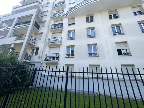Appartement à Vendre à LILLE 120000 € *