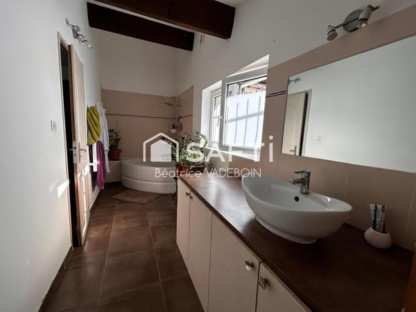 Charmant duplex avec terrasse verdoyante à MONTELIMAR