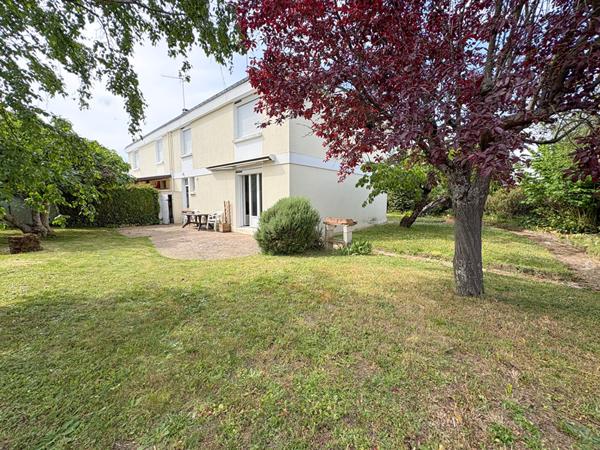 MAISON ANGERS MONPLAISIR - 4 CHAMBRES GARAGE ET JARDIN