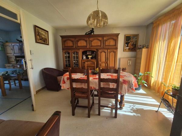 MABLY (42300) – Spécial Investisseur | Maison T3 sur 592 m² de terrain | Rendement brut 6,6 % (Loyer 400 €/mois)