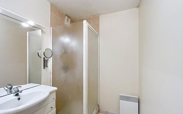 Appartement à vendre    2 pièces • 48,48 m2 Tours