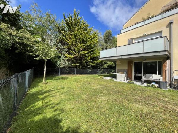 APPARTEMENT DE TYPE 3 RDC JARDIN PRIVATIF 