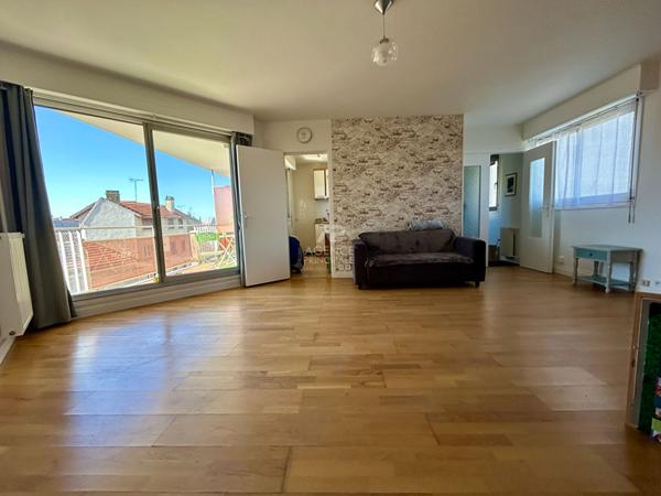 Appartement Poissy 1 pièces 39 m2 €189 000 ** - Référence 9133