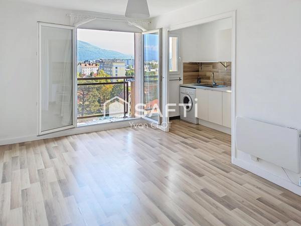 Appartement 2 pièces 37m² - 8ième étage lumineux avec balcon et vue dégagée