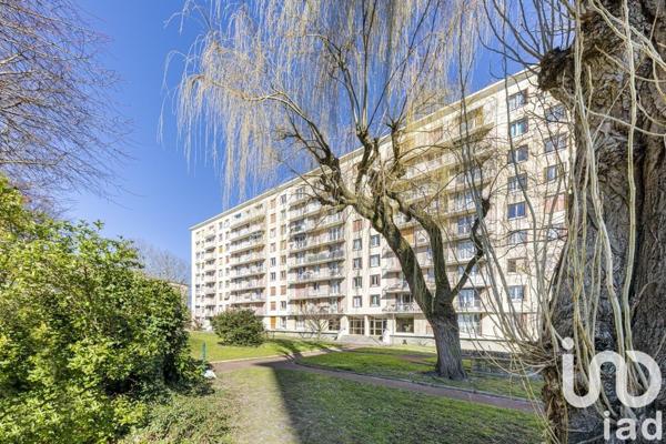 Appartement 2 pièces de 46 m² à Deuil-la-Barre (95170)