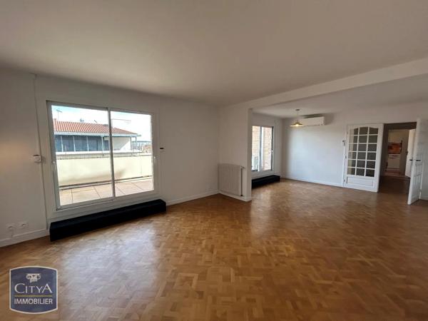 Appartement à louer 4 pièces 104.1m² Montauban (82000)