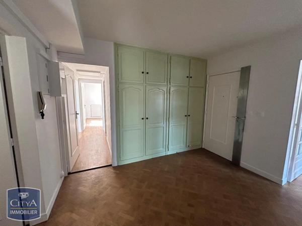 Appartement à louer 4 pièces 104.1m² Montauban (82000)