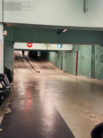 Garage - Parking à vendre à Paris 16e arrondissement à Paris (75116), ref : 92010-1286