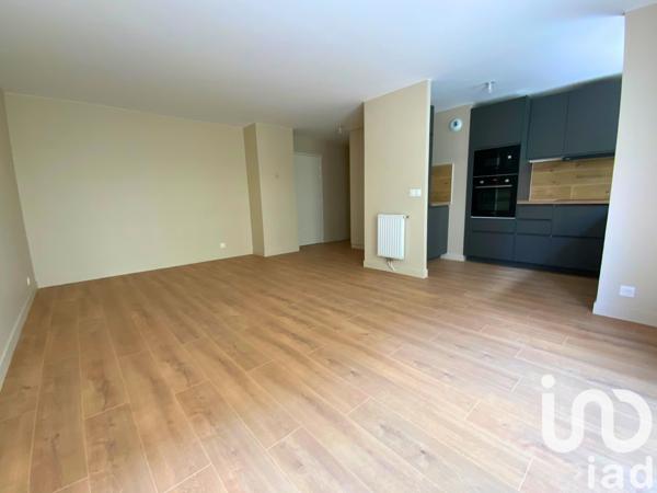 Appartement à vendre 3 pièces 62 m² Courbevoie