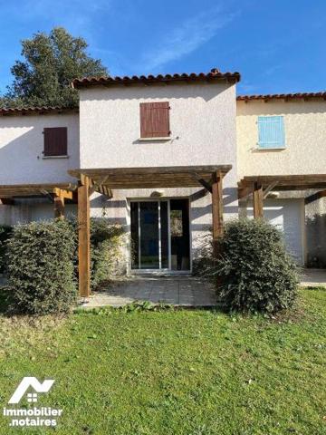 A VENDRE - A CAJARC (Lot - 46160) - BIEN LOUE PAR BAIL COMMERCIAL - LOYER MENSUEL 370,00 Euros ...