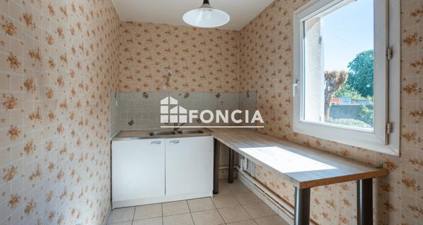 À vendre Appartement 2 pièces 40 m² - Le Mesnil-saint-denis 78320